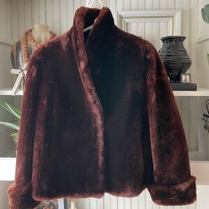 VINTAGE DE MAR'S CICERO,ILL BROWN FAUX FUR SHORT COAT